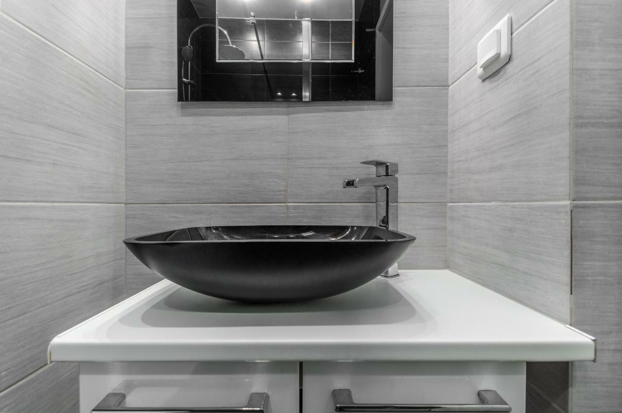 Apartments The View By Noclegi Renters Варшава Екстериор снимка